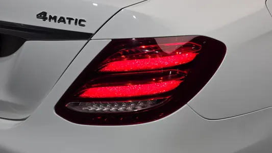 Mercedes-Benz E-Class W213 E350 4MATIC AMG Line 2020 23
