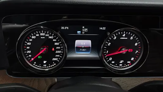 Mercedes-Benz E-Class W213 E300 4MATIC 2017 8