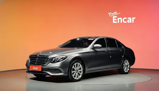 Mercedes-Benz E-Class W213 E300 4MATIC 2017 21