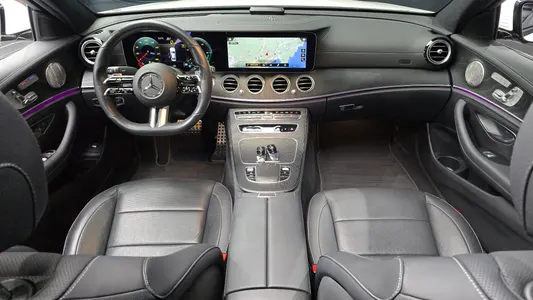 Mercedes-Benz E-Class W213 E220d 4MATIC AMG Line 2022 6