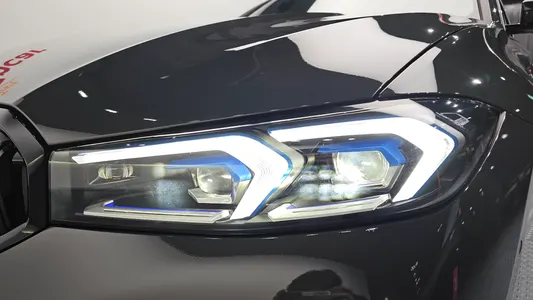 BMW 3 Series (G20) 320i M 2025 22