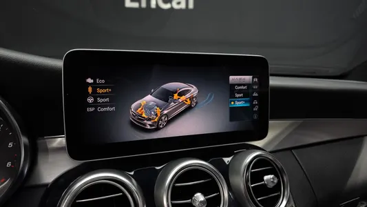 Mercedes-Benz C-Class W205 C220 d 4MATIC 2019 16