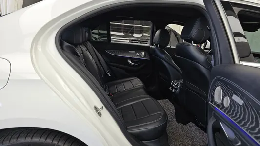 Mercedes-Benz E-Class W213 E350 4MATIC AMG Line 2022 12