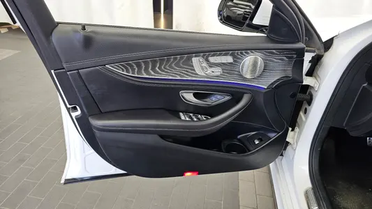 Mercedes-Benz E-Class W213 E350 4MATIC AMG Line 2022 24