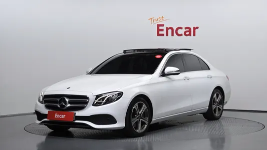 Mercedes-Benz E-Class W213 E300 2019