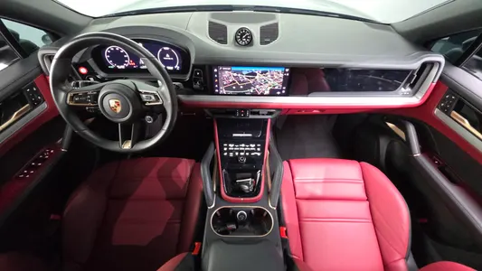 Porsche (PO536) 3.0 E- 2024 7