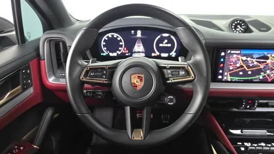 Porsche (PO536) 3.0 E- 2024 13