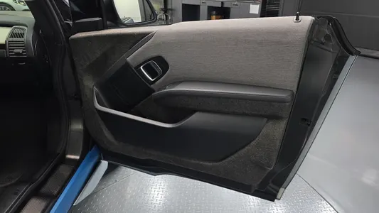 BMW i3 2015 24