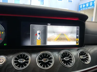 Mercedes-Benz E-Class W213 E220d 2017 16