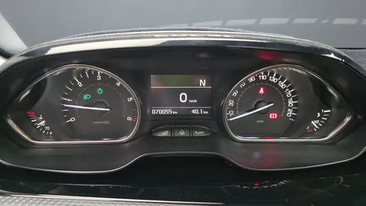 Peugeot 2008 1.6 BlueHDi 2016 8
