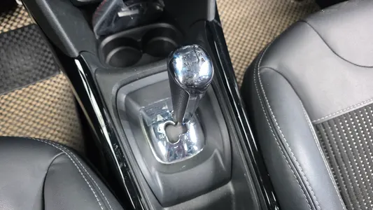 Peugeot 2008 1.6 BlueHDi 2016 9