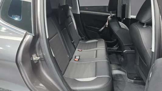 Peugeot 2008 1.6 BlueHDi 2016 12