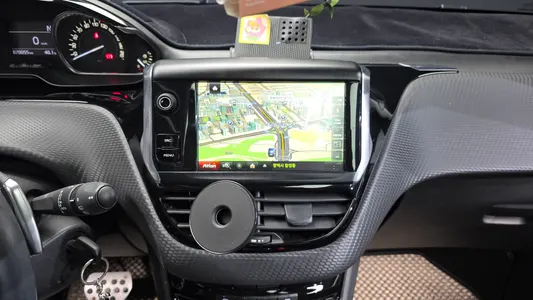 Peugeot 2008 1.6 BlueHDi 2016 14