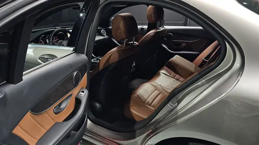 Mercedes-Benz C-Class W205 C220 d 4MATIC AMG Line 2019 12