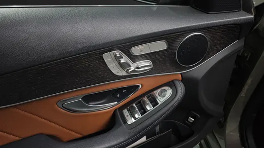 Mercedes-Benz C-Class W205 C220 d 4MATIC AMG Line 2019 30