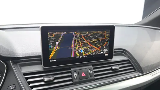 Audi Q5 (FY) 40 TDI 2020 14