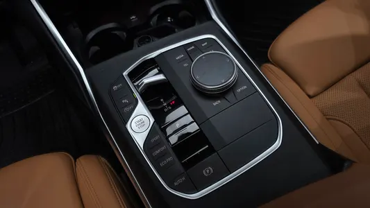 BMW 3 Series (G20) 320i 2023 8