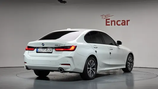 BMW 3 Series (G20) 320i 2023