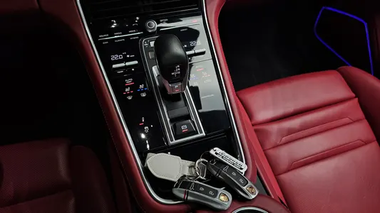 Porsche (971) 2.9 AWD E- 2020 9