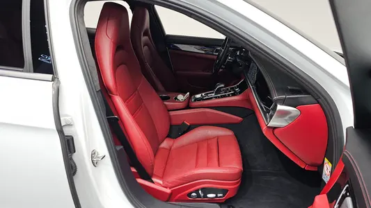 Porsche (971) 2.9 AWD E- 2020 26