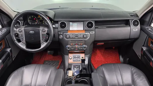 Land Rover 4 3.0 SDV6 SE 2015 7