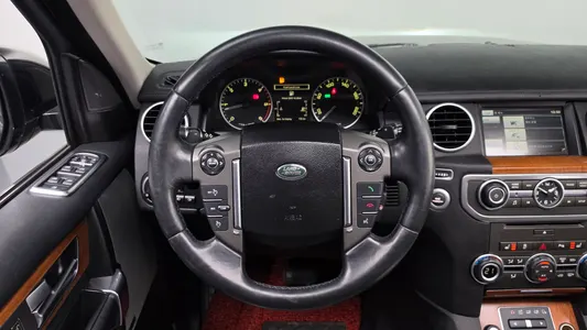 Land Rover 4 3.0 SDV6 SE 2015 14