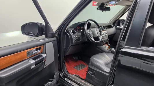 Land Rover 4 3.0 SDV6 SE 2015 10