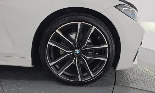 BMW 4 Series (G22) 420i M 2024 21