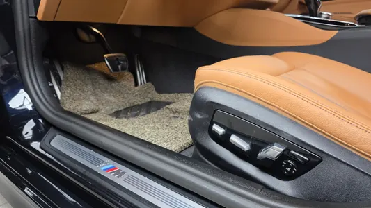 BMW 5 Series (G30) 520i M 2023 30