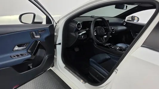 Mercedes-Benz A-Class W177 A220 2019 10