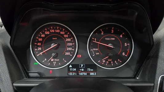 BMW 1 Series (F20) 118d 5 2015 8