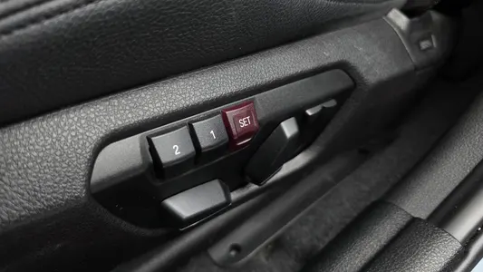 BMW 1 Series (F20) 118d 5 2015 15