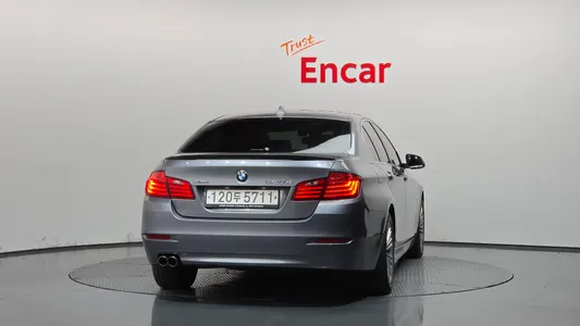 BMW 5 Series (F10) 520d xDrive 2014 4