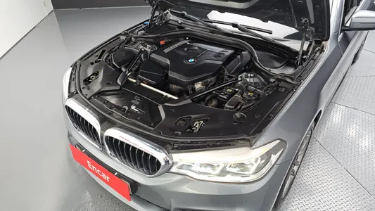 BMW 5 Series (G30) 530i xDrive M 2017 6