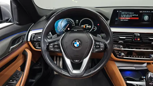 BMW 5 Series (G30) 530i xDrive M 2017 13