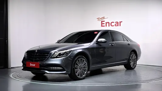 Mercedes-Benz S-Class W222 S560L 4MATIC 2019