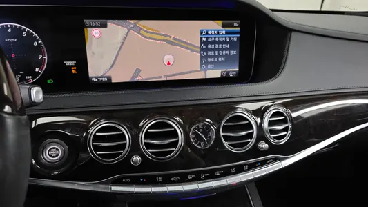 Mercedes-Benz S-Class W222 S560L 4MATIC 2019 14