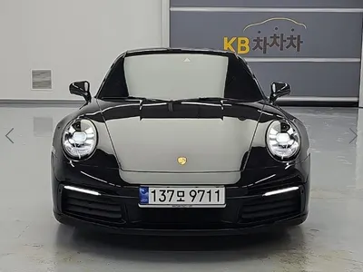 Porsche 911 (992) 4 2023
