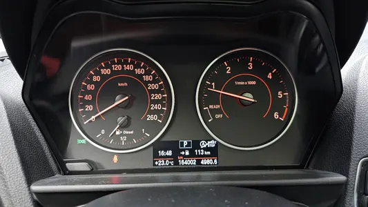 BMW 1 Series (F20) 118d 5 2015 8
