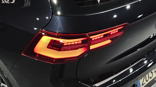 Volkswagen 8 2.0 TDI 2023 23