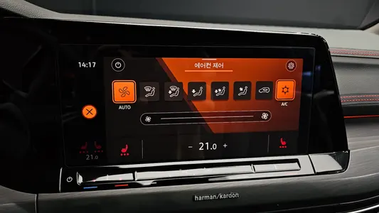 Volkswagen 8 2.0 TDI 2023 27
