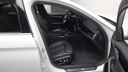 BMW 5 Series (G30) 530i xDrive M 2019 11