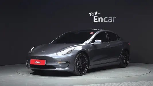 Tesla 3 AWD 2020