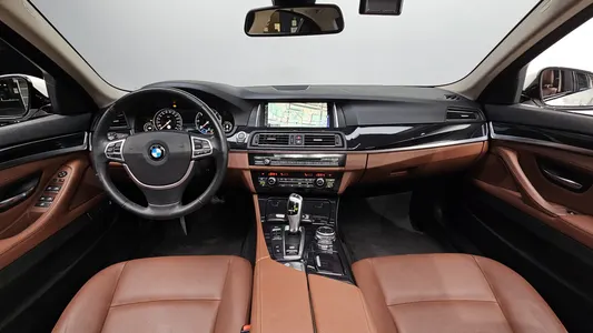 BMW 5 Series (F10) 520d M 2015 7