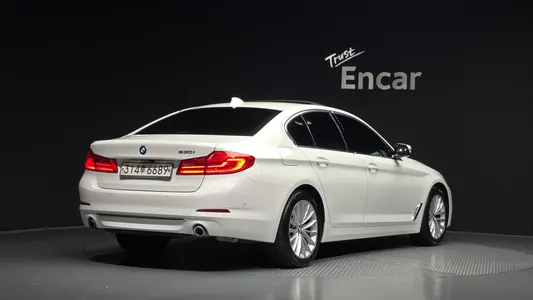BMW 5 Series (G30) 530i 2020