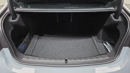 BMW 3 Series (G20) 320i M 2023 29