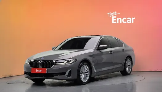 BMW 5 Series (G30) 530e 2021 20