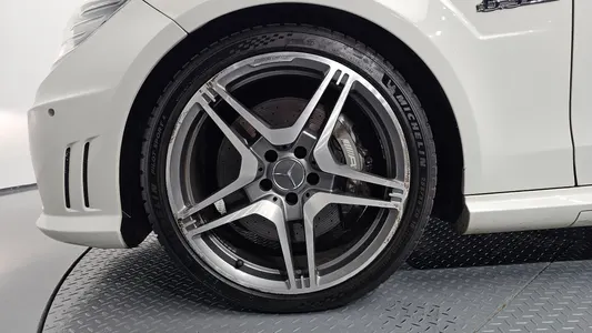 Mercedes-Benz E-Class W212 E63 AMG 2011 5