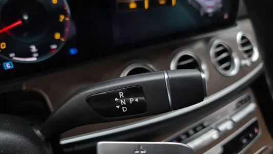 Mercedes-Benz E-Class W213 E250 2022 8