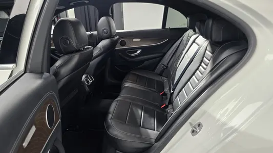 Mercedes-Benz E-Class W213 E250 2022 11